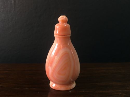 chinese peking glass imitating coral snuff box 1819thc - CATEGORY: ANTIQUE GLASS - DATED 19TH CENTURY