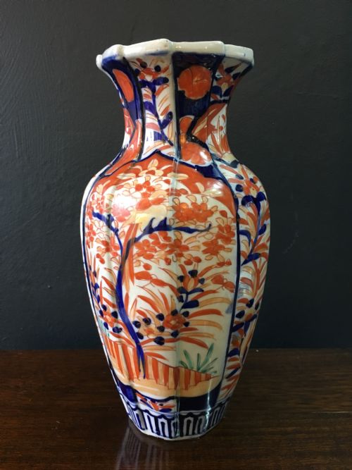 meiji period imari vase af c19th - CATEGORY: ANTIQUE VASES - DATED 19TH CENTURY