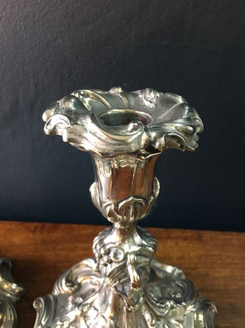 ELKINGTON CO PAIR OF SILVER PLATE CANDLESTICKS C1850 - ADDITIONAL PHOTO 2