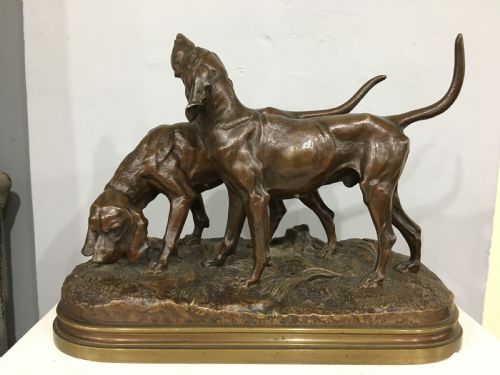 alfred dubucand signed orignial french bronze casting of a pair of hunting dogs c19th - CATEGORY: ANTIQUE METAL - DATED 19TH CENTURY