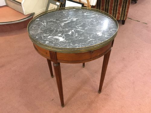 french bouillotte table with marble top brass gallery tapering legs wbrass collars c1910 - CATEGORY: ANTIQUE TABLES - DATED 1910