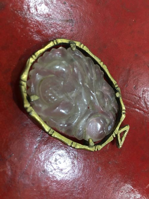CARVED ROSE QUARTZ FLOWER FRUIT PENDANT C19TH - ADDITIONAL PHOTO 1