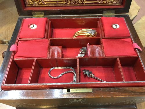 VICTORIAN SEWING BOX ROSEWOOD WITH MOTHER OF PEARL INLAY - ADDITIONAL PHOTO 4