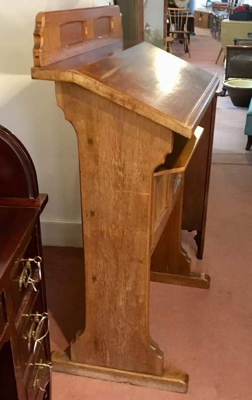 ARTS CRAFTS PERIOD HONEY COLOURED OAK CHURCH LECTERN - ADDITIONAL PHOTO 5