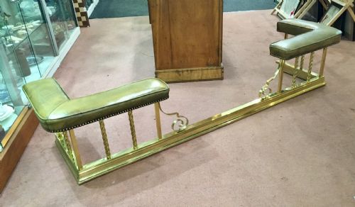 ANTIQUE EARLY 20TH CENTURY BRASS AND STEEL FIRE FENDER - ADDITIONAL PHOTO 4