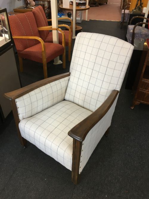 PAIR OF ART DECO CHAIRS WITH OAK FRAME C1930 - ADDITIONAL PHOTO 5