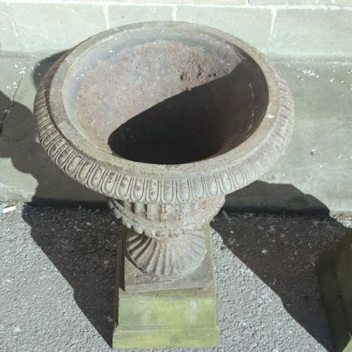 PAIR VICTORIAN CAST IRON GARDEN URNS ON ORIGINAL PLINTHS - ADDITIONAL PHOTO 15