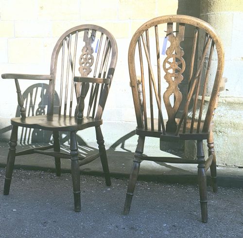 PAIR WINDSOR ARMCHAIRS IN BEECH 19TH CENTURY HIGH HOOP BACK - ADDITIONAL PHOTO 1