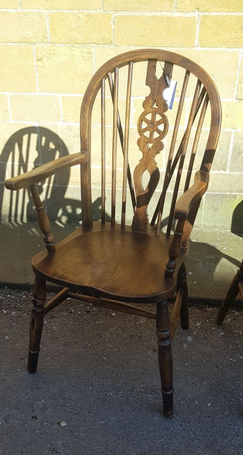PAIR WINDSOR ARMCHAIRS IN BEECH 19TH CENTURY HIGH HOOP BACK - ADDITIONAL PHOTO 5