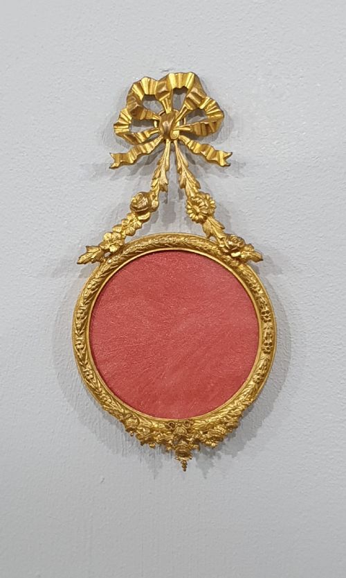 ORNATE FRENCH GILT BRONZE HANGING FRAME LATE 19TH CENTURY - ADDITIONAL PHOTO 1