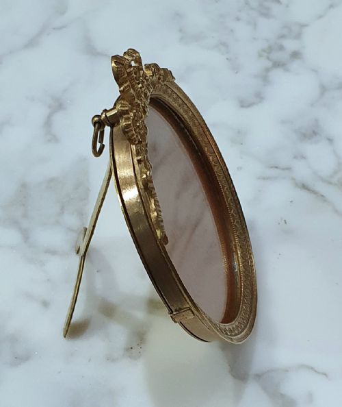 GILT BRONZE STANDING OR HANGING FRAME FRENCH LATE 19TH CENTURY - ADDITIONAL PHOTO 1