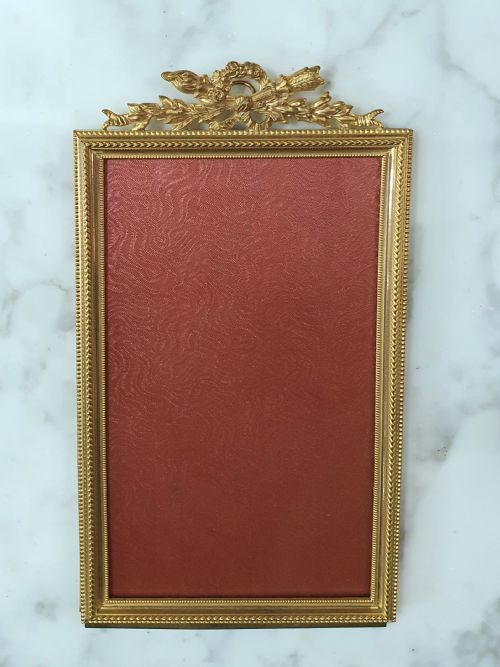 GILT BRONZE RECTANGULAR STANDING OR HANGING FRAME FRENCH C1880 - ADDITIONAL PHOTO 6