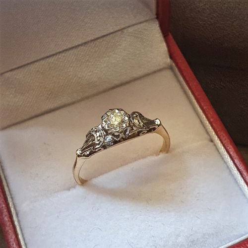 ART DECO OLD CUT OCTAGONAL DIAMOND 18 CT GOLD RING CRESCENT DIAMONDS SHOULDERS C1935 SIZE N - ADDITIONAL PHOTO 2