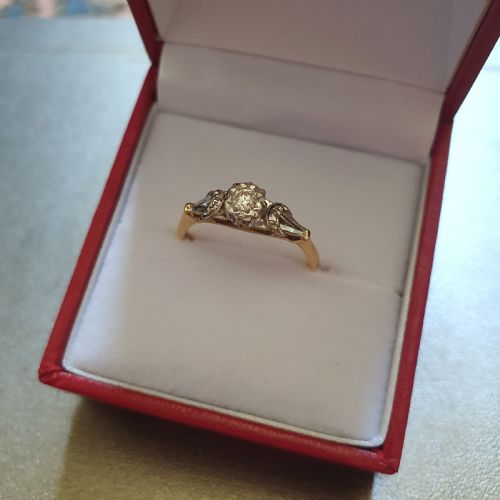 ART DECO OLD CUT OCTAGONAL DIAMOND 18 CT GOLD RING CRESCENT DIAMONDS SHOULDERS C1935 SIZE N - ADDITIONAL PHOTO 7