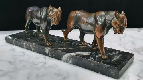 ART DECO PUMAS SCULPTURE ON MARBLE PLINTH - ADDITIONAL PHOTO 10
