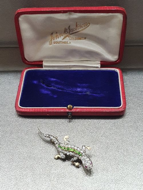 DIAMOND SALAMANDER BROOCH WITH EMERALD RUBY 18CT GOLD VICTORIAN ARDENT LOVE TOKEN ORIGINAL BOX - ADDITIONAL PHOTO 3