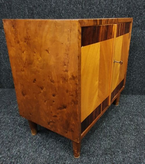 SCANDINAVIAN ART DECO WALNUT VENEER MAPLE CUPBOARD C 1930 - ADDITIONAL PHOTO 5