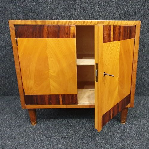 SCANDINAVIAN ART DECO WALNUT VENEER MAPLE CUPBOARD C 1930 - ADDITIONAL PHOTO 6
