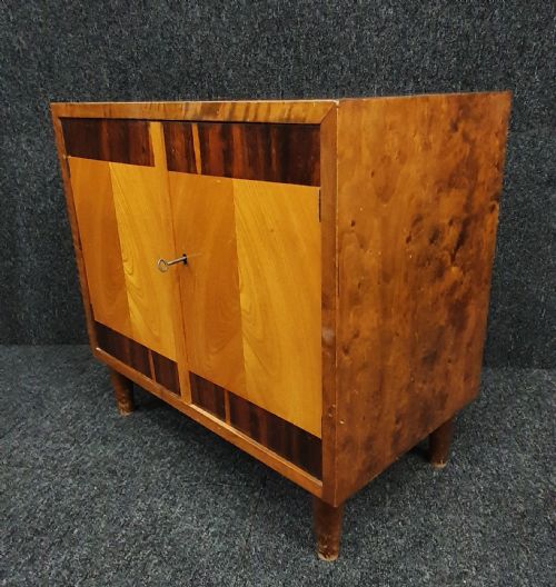 SCANDINAVIAN ART DECO WALNUT VENEER MAPLE CUPBOARD C 1930 - ADDITIONAL PHOTO 7