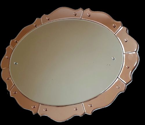 ART DECO MIRROR OVAL WITH PEACH SCALLOPED EDGE WALL HANGING C 1930 - ADDITIONAL PHOTO 1