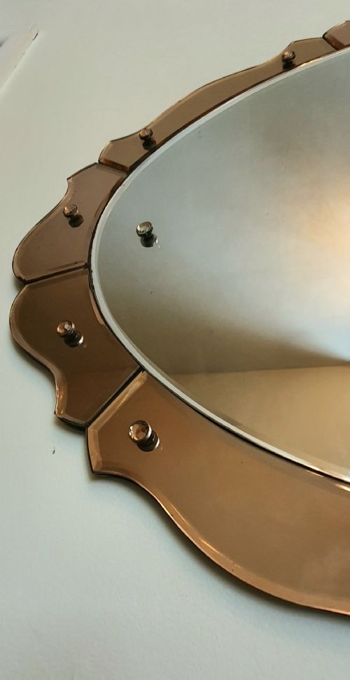 ART DECO MIRROR OVAL WITH PEACH SCALLOPED EDGE WALL HANGING C 1930 - ADDITIONAL PHOTO 6