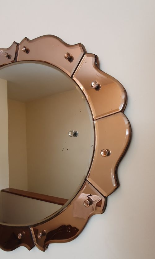 ART DECO MIRROR OVAL WITH PEACH SCALLOPED EDGE WALL HANGING C 1930 - ADDITIONAL PHOTO 7