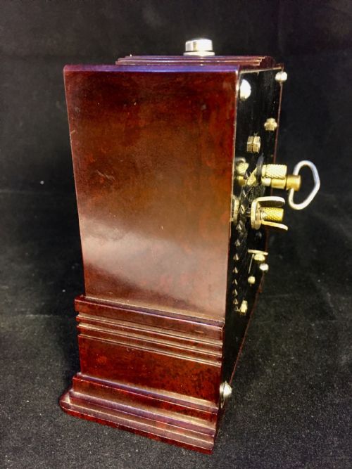 FRENCH ART DECO BAKELITE CLOCK C1930 - ADDITIONAL PHOTO 3