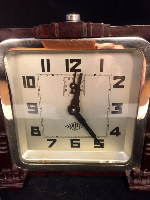 FRENCH ART DECO BAKELITE CLOCK C1930 - ADDITIONAL PHOTO 5