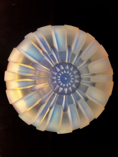 FRENCH ART DECO OPALESCENT POWDER BOX C1930 - ADDITIONAL PHOTO 5