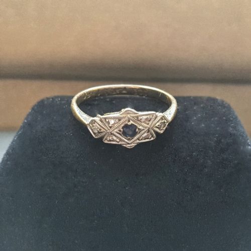 ART DECO GEOMETRIC PLATINUM SET SAPPHIRE DIAMONDS 9CT GOLD BAND RING SIZE L - ADDITIONAL PHOTO 2