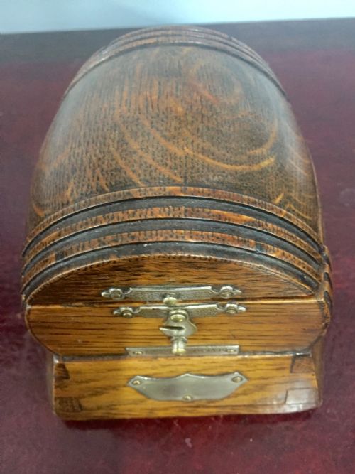 MUSIC BOX CARVED WOOD IN THE FORM OF A BARREL 19C - ADDITIONAL PHOTO 2