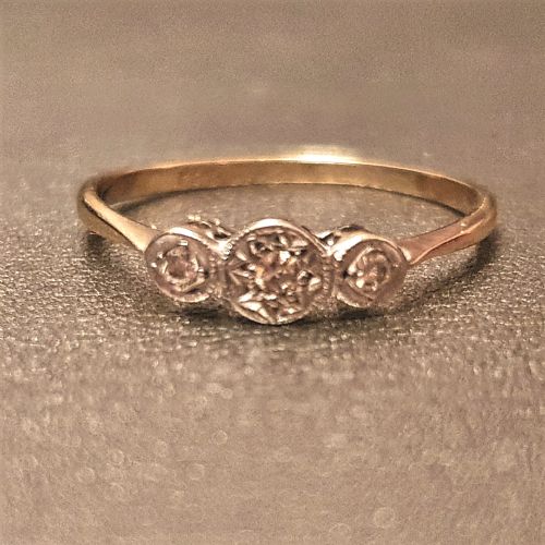 ART DECO DIAMOND GEOMETRIC PLATINUM 9CT GOLD RING SIZE N - ADDITIONAL PHOTO 1