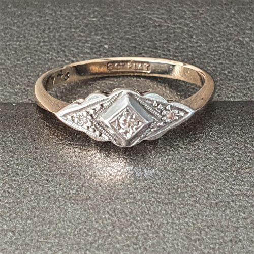 ART DECO RING DIAMOND GEOMETRIC ON PLATINUM 9CT GOLD RAISED RARE DESIGN SIZE O - ADDITIONAL PHOTO 6