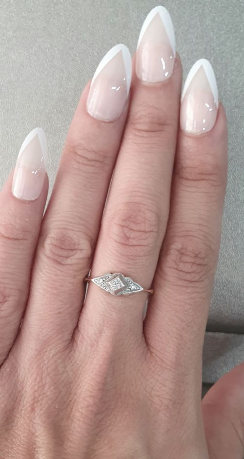 ART DECO RING DIAMOND GEOMETRIC ON PLATINUM 9CT GOLD RAISED RARE DESIGN SIZE O - ADDITIONAL PHOTO 7
