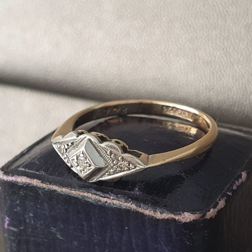 ART DECO RING DIAMOND GEOMETRIC ON PLATINUM 9CT GOLD RAISED RARE DESIGN SIZE O - ADDITIONAL PHOTO 13