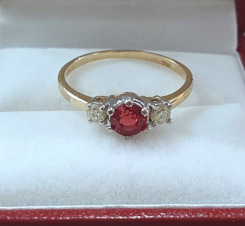 VINTAGE 1950S RUBY RING DIAMOND 18CT GOLD TRILOGY SIZE O - ADDITIONAL PHOTO 9