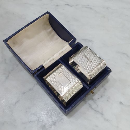 GEO VI PAIR STERLING SILVER BOXED NAPKIN RINGS ENGINE TURNED DESIGN WITH BLANK CARTOUCHE FOR ENGRAVING - ADDITIONAL PHOTO 15
