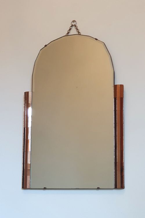 ART DECO MIRROR ODEON DESIGN WITH AMBER PANEL DETAILING BEVELLED GLASS SCALLOPED ARCH TOP ORIGINAL HANGING CHAIN WOODEN BACKING - ADDITIONAL PHOTO 1
