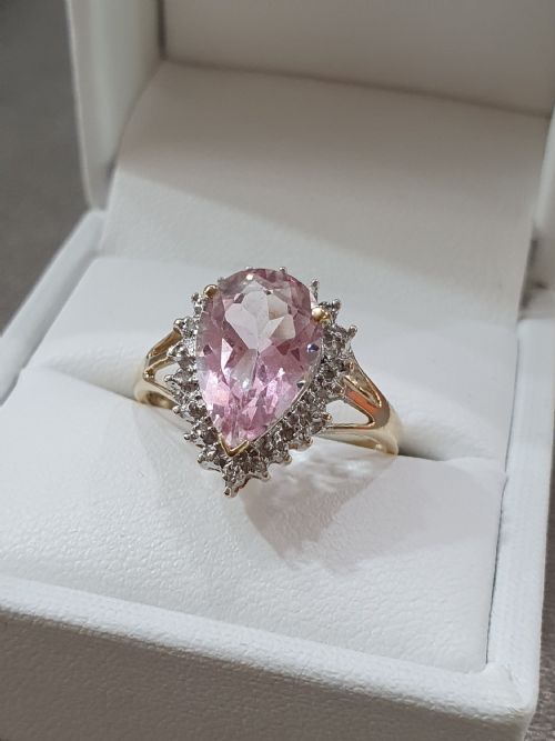 MORGANITE 3CTS PEAR CUT WITH DIAMOND HALO 9CT GOLD RING SIZE P - ADDITIONAL PHOTO 9