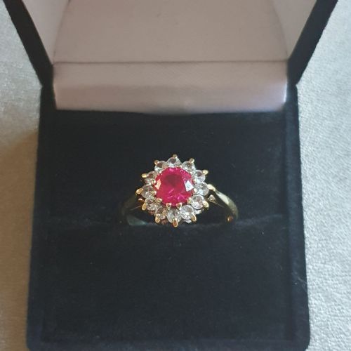 VINTAGE 194050S 1CT RUBY 12 DIAMOND HALO ON STERLING MOUNT 9CT GOLD RING SIZE O - ADDITIONAL PHOTO 2