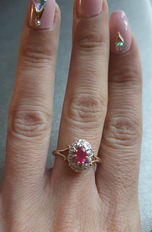 OVAL CUT RUBY ROSE CUT DIAMOND HALO 9CT GOLD C1950S VINTAGE RING SIZE R - ADDITIONAL PHOTO 9