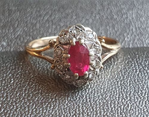 OVAL CUT RUBY ROSE CUT DIAMOND HALO 9CT GOLD C1950S VINTAGE RING SIZE R - ADDITIONAL PHOTO 12