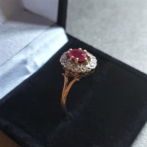 OVAL CUT RUBY ROSE CUT DIAMOND HALO 9CT GOLD C1950S VINTAGE RING SIZE R - ADDITIONAL PHOTO 16
