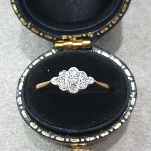 ART DECO PLATINUM SET DIAMONDS ON 9CT GOLD RING SIZE N - ADDITIONAL PHOTO 3