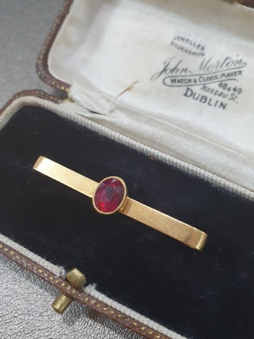 edwardian 18ct gold ruby brooch stock pin - CATEGORY: ANTIQUE JEWELLERY - DATED EDWARDIAN