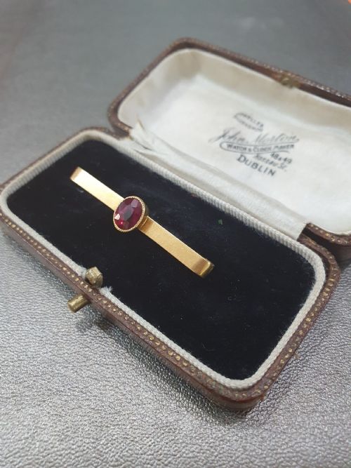 EDWARDIAN 18CT GOLD RUBY BROOCH STOCK PIN - ADDITIONAL PHOTO 1