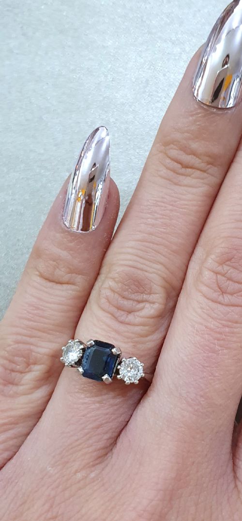 ART DECO SAPPHIRE 12CT DIAMOND 18CT GOLD RING TRILOGY SIZE L - ADDITIONAL PHOTO 11