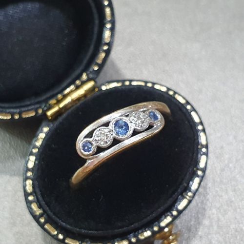 ART DECO DIAMOND CEYLON SAPPHIRE PLATINUM 9CT GOLD TOURBILLON DESIGN RING SIZE P - ADDITIONAL PHOTO 3