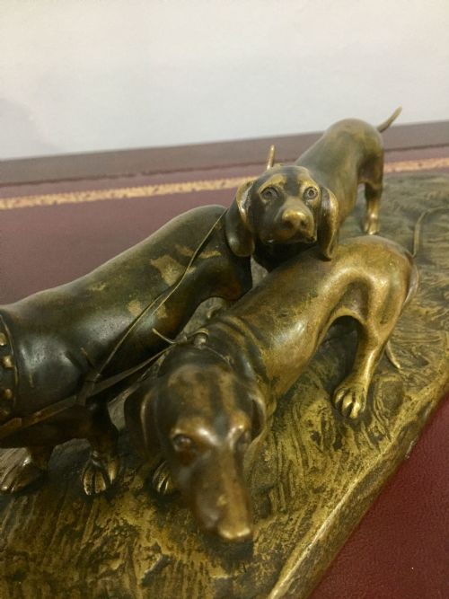 GORNIK RARE AUSTRIAN BRONZE DACHSHUND TRIO C1910 - ADDITIONAL PHOTO 9