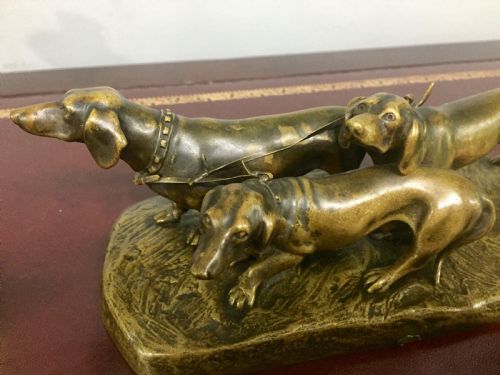 GORNIK RARE AUSTRIAN BRONZE DACHSHUND TRIO C1910 - ADDITIONAL PHOTO 10
